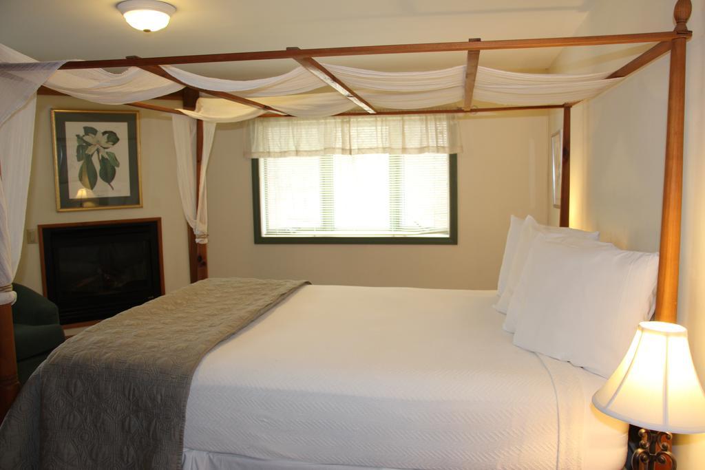 The Vermont Inn Mendon Luaran gambar